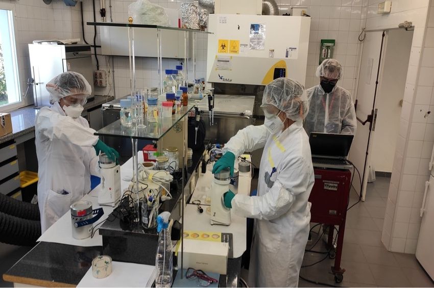 Un sistema de tratamiento de aire de Hispacold basado en lámparas ultravioleta C demuestra una eficacia superior al 93,4% en la eliminación del SARS-CoV-2
