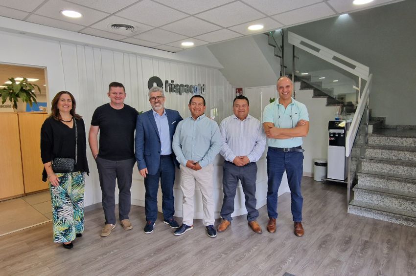 Visita a Hispacold de las empresas Anita Tours e Irizar Brasil
